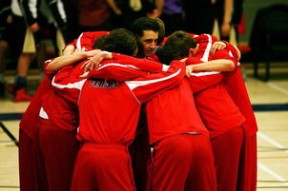 九游体育官网-英超球队使用动态战术模拟提升防线横移速度的应用研究，英超vr新规则